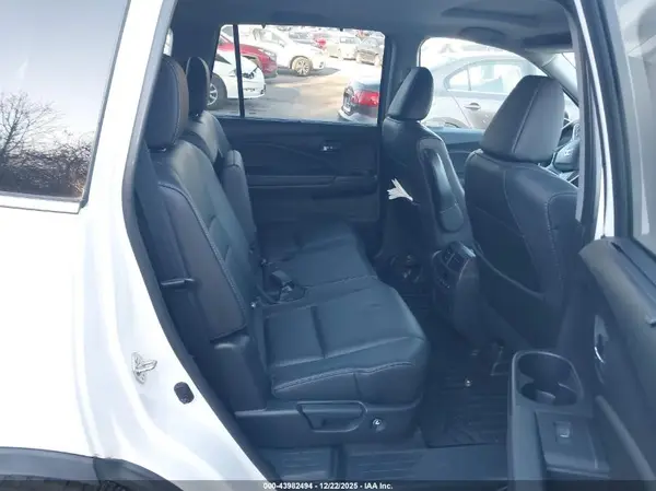 5FNYF6H59KB068872 2019 HONDA PILOT - Image 8