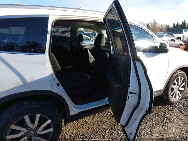 5FNYF6H59LB019821 2020 HONDA PILOT - Image 8
