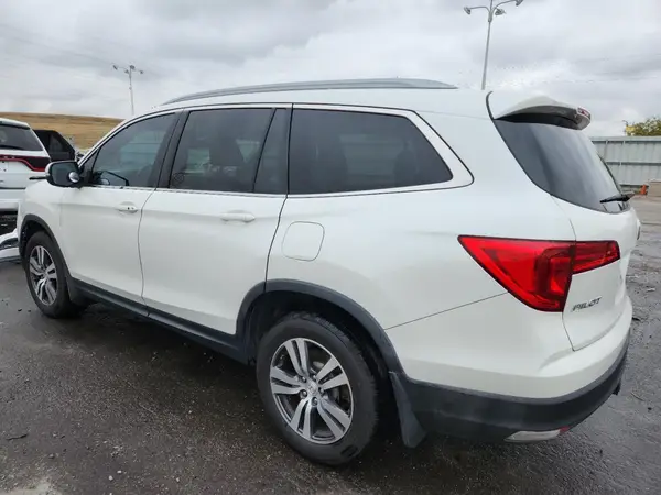5FNYF6H5XGB003858 2016 HONDA PILOT - Image 2