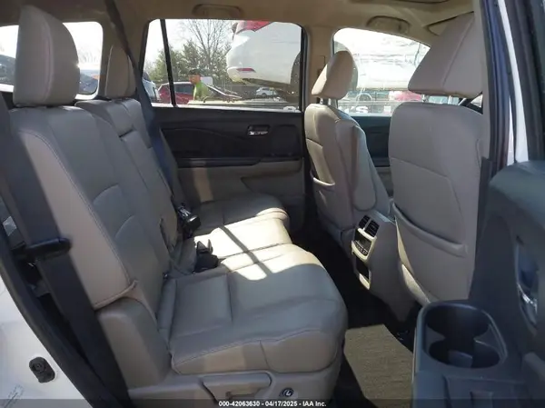 5FNYF6H5XGB066295 2016 HONDA PILOT - Image 8