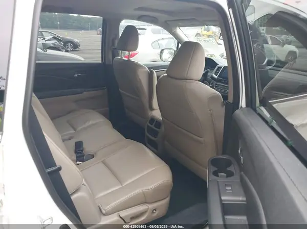 5FNYF6H5XGB100736 2016 HONDA PILOT - Image 8