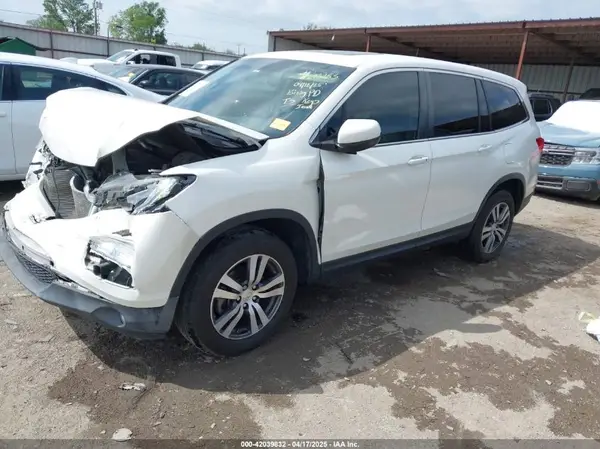 5FNYF6H5XHB005000 2017 HONDA PILOT - Image 2