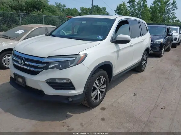 5FNYF6H5XHB005014 2017 HONDA PILOT - Image 2