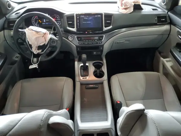 5FNYF6H5XHB027529 2017 HONDA PILOT - Image 8