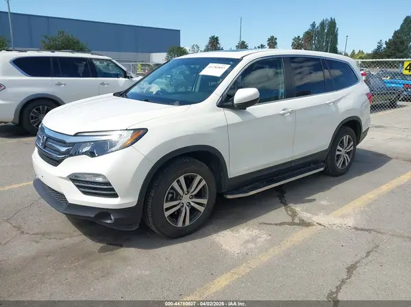 5FNYF6H5XHB044749 2017 HONDA PILOT - Image 2