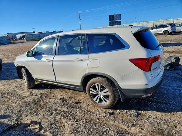 5FNYF6H5XHB044976 2017 HONDA PILOT - Image 2