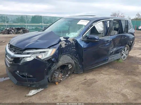 5FNYF6H5XHB050163 2017 HONDA PILOT - Image 2