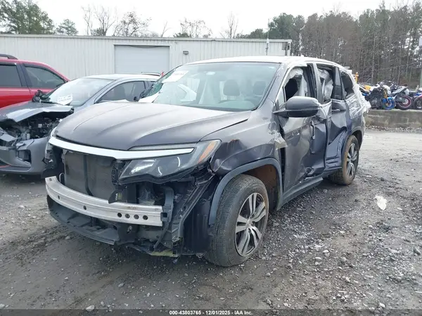 5FNYF6H5XHB050874 2017 HONDA PILOT - Image 2