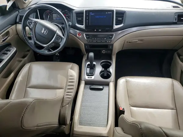 5FNYF6H5XHB057842 2017 HONDA PILOT - Image 8