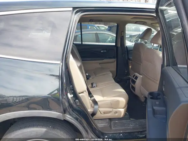 5FNYF6H5XHB071286 2017 HONDA PILOT - Image 8