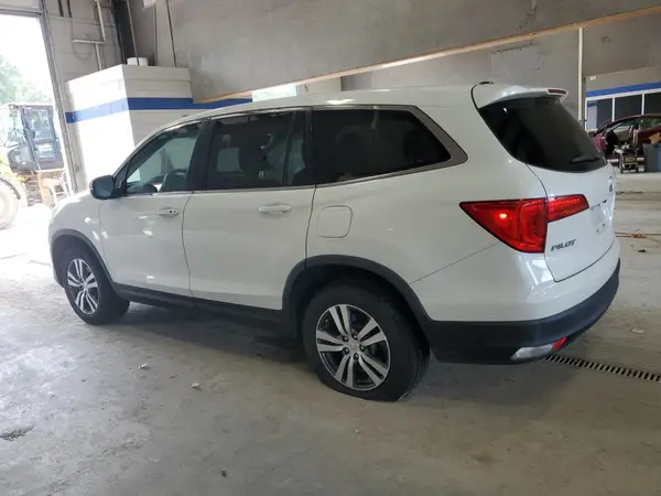 5FNYF6H5XHB077413 2017 HONDA PILOT - Image 2