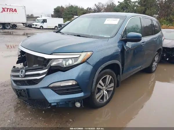 5FNYF6H5XHB086709 2017 HONDA PILOT - Image 2