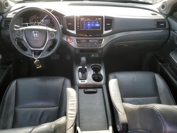5FNYF6H5XHB091408 2017 HONDA PILOT - Image 8