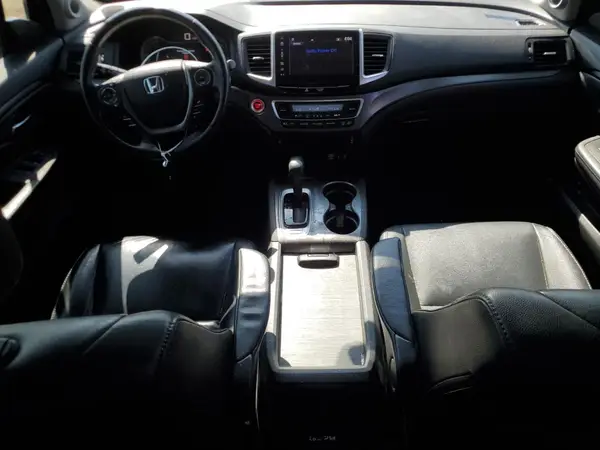 5FNYF6H5XHB091781 2017 HONDA PILOT - Image 8