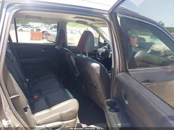 5FNYF6H5XHB095314 2017 HONDA PILOT - Image 8