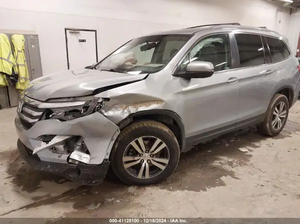 5FNYF6H5XHB100978 2017 HONDA PILOT - Image 2