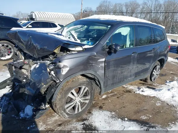 5FNYF6H5XHB105033 2017 HONDA PILOT - Image 2