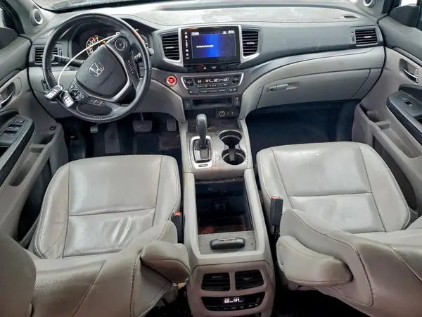 5FNYF6H5XJB007092 2018 HONDA PILOT - Image 8