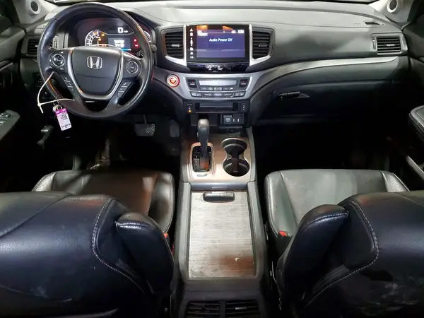 5FNYF6H5XJB009957 2018 HONDA PILOT - Image 8