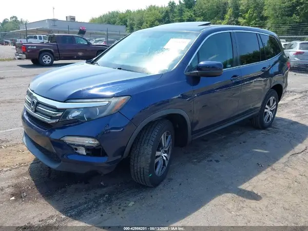 5FNYF6H5XJB013698 2018 HONDA PILOT - Image 2