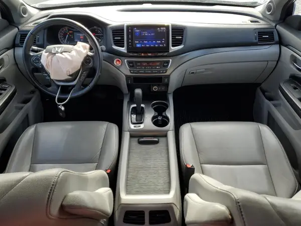 5FNYF6H5XJB014379 2018 HONDA PILOT - Image 8