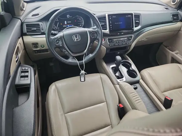 5FNYF6H5XJB015547 2018 HONDA PILOT - Image 8