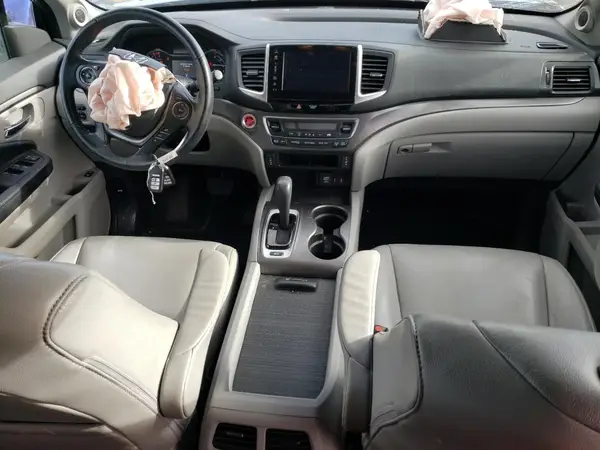 5FNYF6H5XJB021669 2018 HONDA PILOT - Image 8