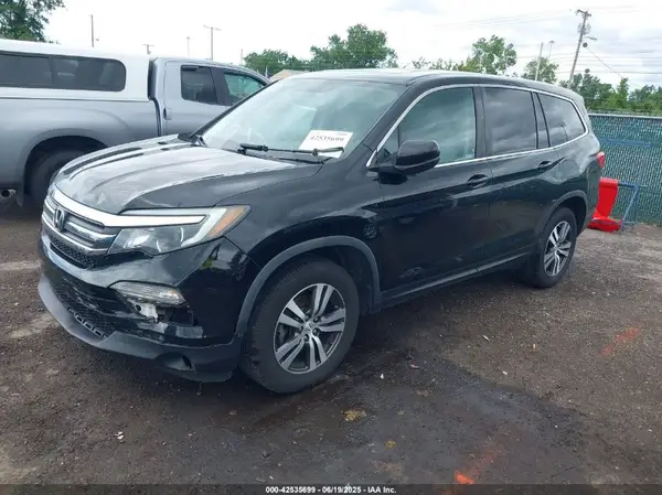 5FNYF6H5XJB025740 2018 HONDA PILOT - Image 2