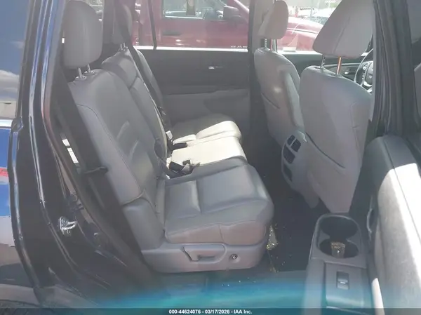 5FNYF6H5XJB025916 2018 HONDA PILOT - Image 8