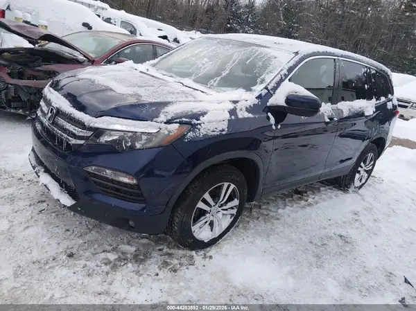 5FNYF6H5XJBO13698 2018 HONDA PILOT - Image 2