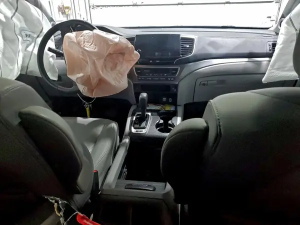 5FNYF6H5XKB027117 2019 HONDA PILOT - Image 8