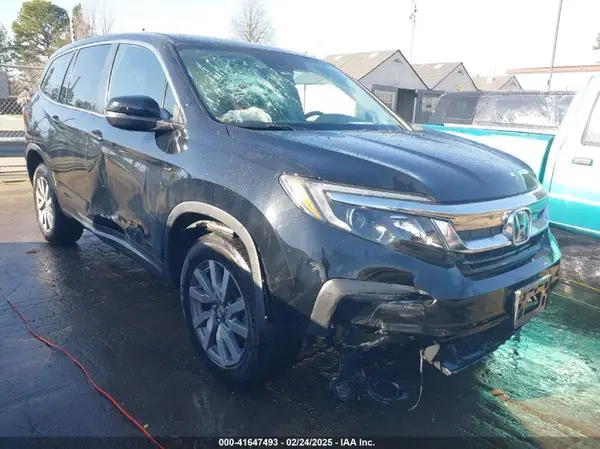 5FNYF6H5XKB064815 2019 HONDA PILOT - Image 1