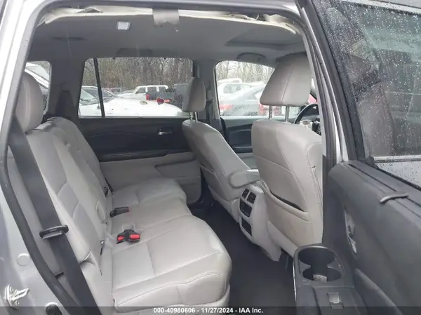 5FNYF6H5XKB080707 2019 HONDA PILOT - Image 8