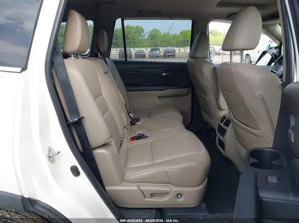 5FNYF6H5XKB083493 2019 HONDA PILOT - Image 8
