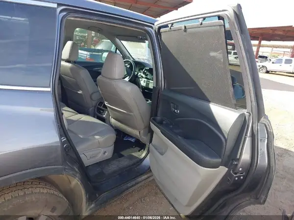 5FNYF6H5XLB033713 2020 HONDA PILOT - Image 8