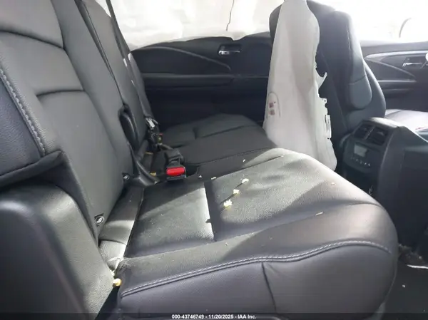 5FNYF6H5XMB080743 2021 HONDA PILOT - Image 8