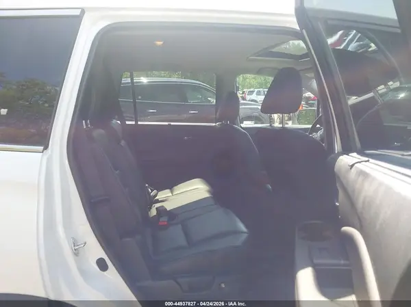 5FNYF6H5XNB082817 2022 HONDA PILOT - Image 8