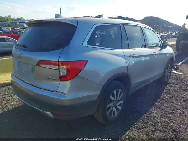 5FNYF6H5XNB090674 2022 HONDA PILOT - Image 2