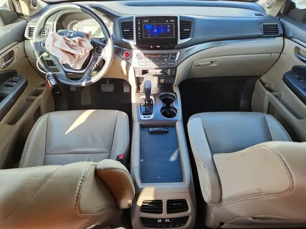 5FNYF6H60JB047805 2018 HONDA PILOT - Image 8