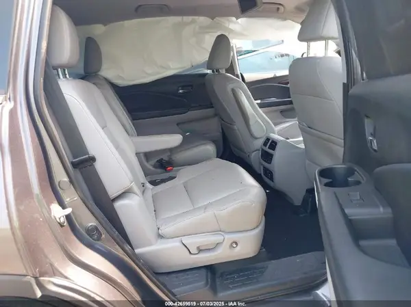 5FNYF6H60KB000453 2019 HONDA PILOT - Image 8