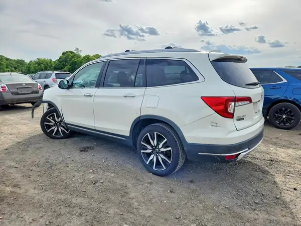 5FNYF6H60KB010593 2019 HONDA PILOT - Image 2