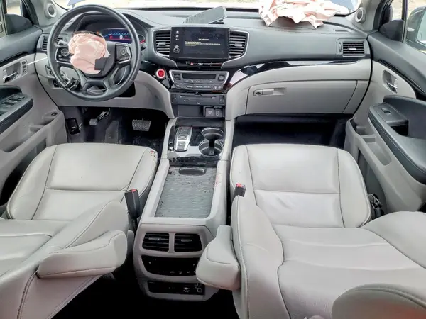 5FNYF6H60KB017107 2019 HONDA PILOT - Image 8
