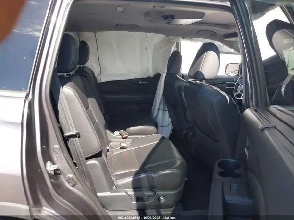 5FNYF6H60KB023084 2019 HONDA PILOT - Image 8