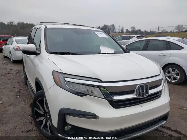 5FNYF6H60KB038331 2019 HONDA PILOT - Image 1
