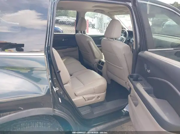 5FNYF6H61GB076030 2016 HONDA PILOT - Image 8