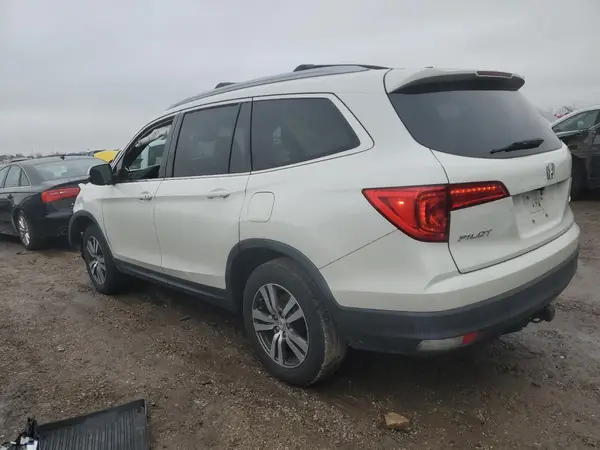 5FNYF6H61HB022860 2017 HONDA PILOT - Image 2