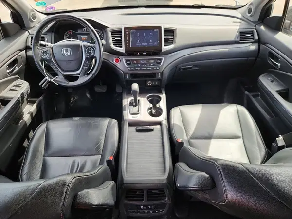 5FNYF6H61HB075770 2017 HONDA PILOT - Image 8