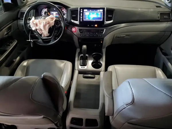 5FNYF6H61JB038434 2018 HONDA PILOT - Image 8