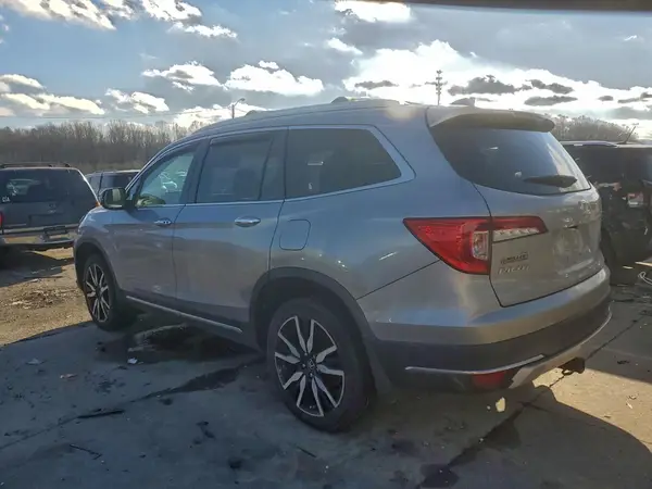 5FNYF6H61KB019870 2019 HONDA PILOT - Image 2