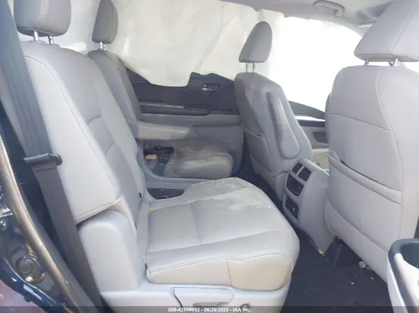 5FNYF6H61KB084699 2019 HONDA PILOT - Image 8